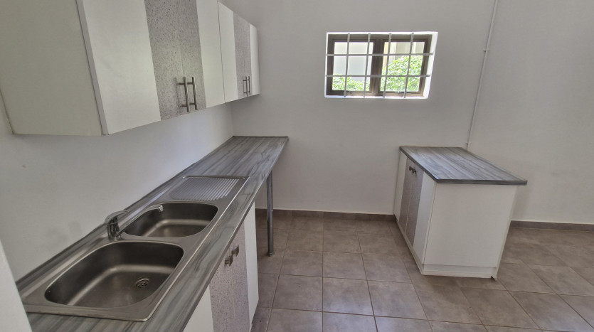 PORTFOLIO DISPOSAL: Newly Renovated Durban North Home Property Images