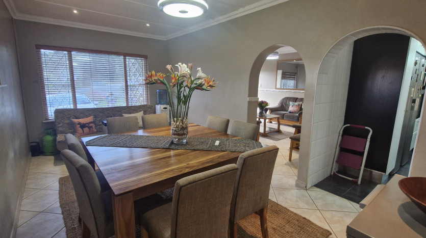 Spacious Family Living in Durban North Property Images