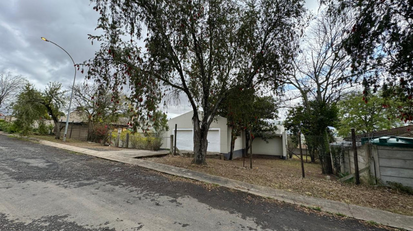 3 Bedroom House in Fort Gale Property Images