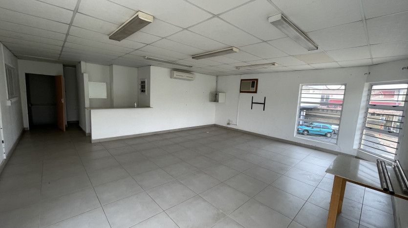 Industrial Unit in Glen Anil, Durban Property Images