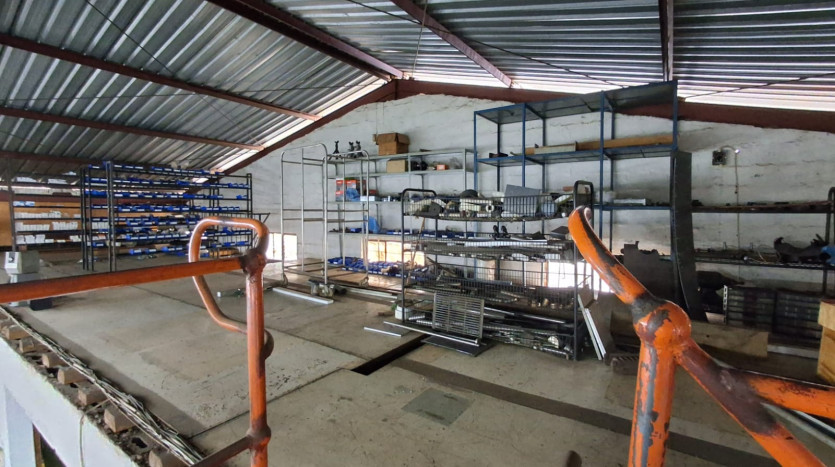 Versatile Industrial Property in Howick Property Images