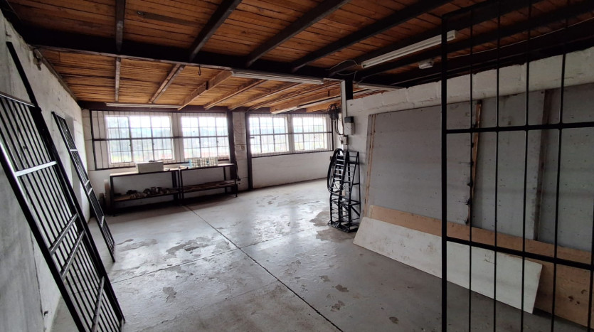 Versatile Industrial Property in Howick Property Images