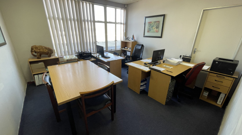 5 Storey Commercial or Industrial Property in Durban Property Images