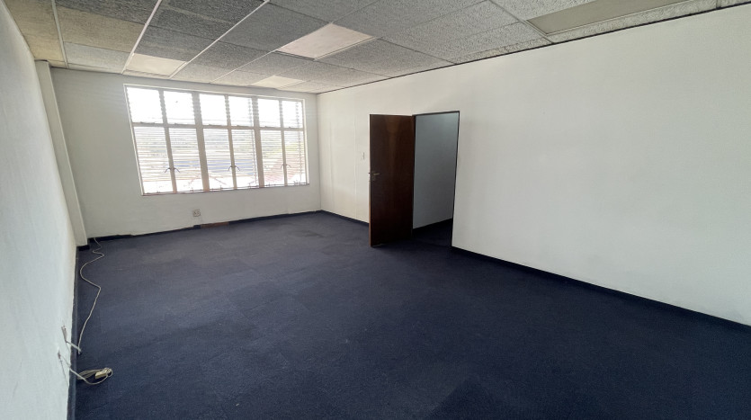 5 Storey Commercial or Industrial Property in Durban Property Images