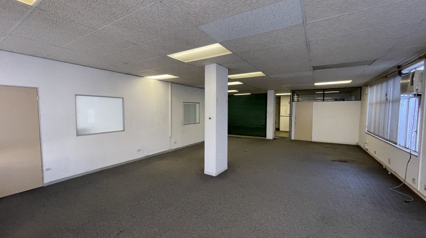 5 Storey Commercial or Industrial Property in Durban Property Images
