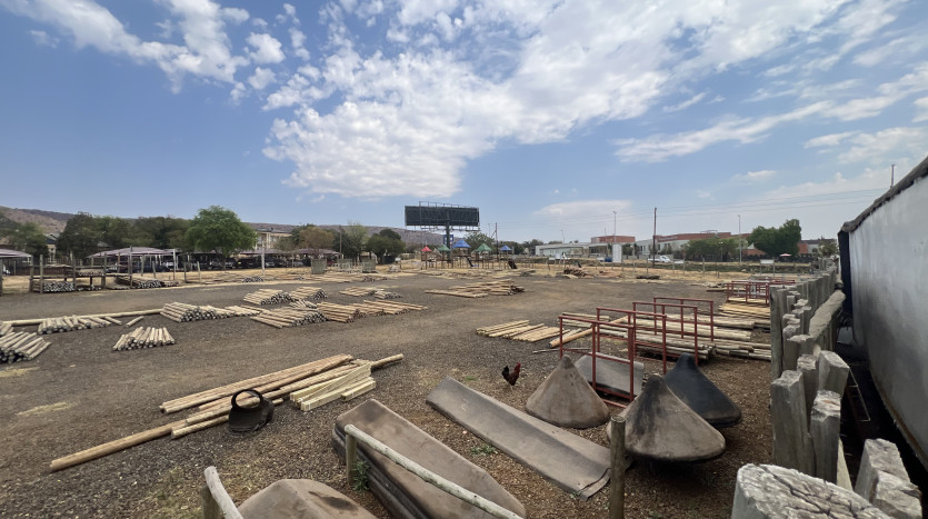 Large Corner Site with Excellent Exposure Property Images