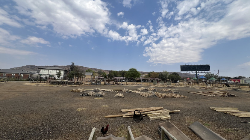 Large Corner Site with Excellent Exposure Property Images