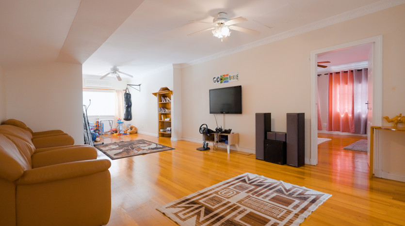 Large Family Home Durban North On Sale By Auction Property Images