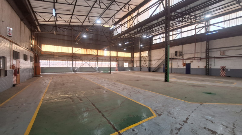 Massive Industrial Warehousing Facility Property Images