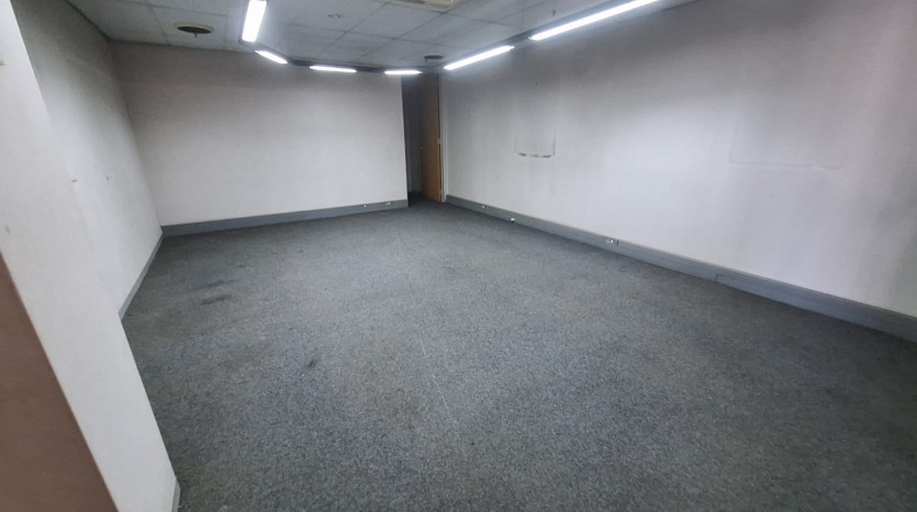 Massive Industrial Warehousing Facility Property Images