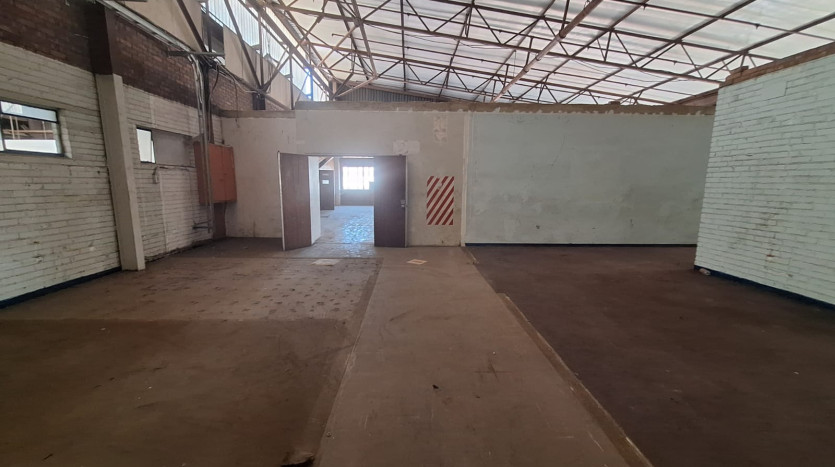 Massive Industrial Warehousing Facility Property Images