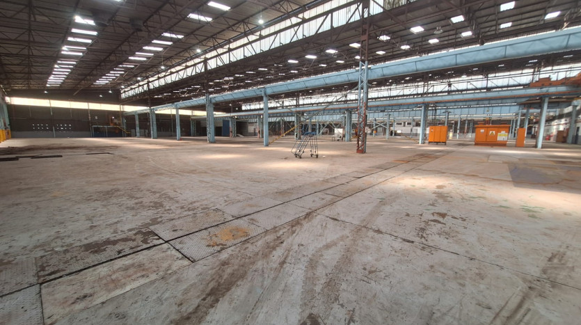 Massive Industrial Warehousing Facility Property Images