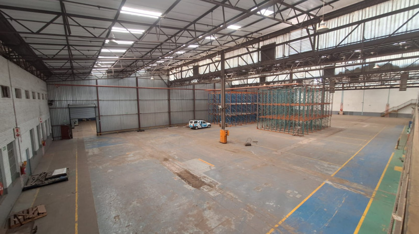 Massive Industrial Warehousing Facility Property Images