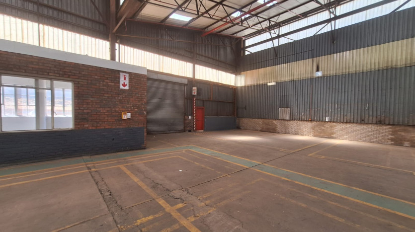 Massive Industrial Warehousing Facility Property Images