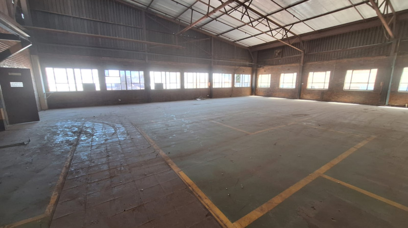 Massive Industrial Warehousing Facility Property Images