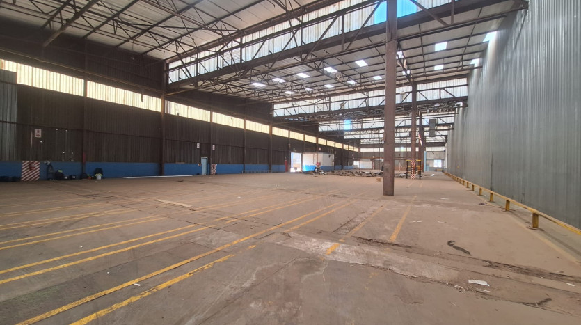 Massive Industrial Warehousing Facility Property Images