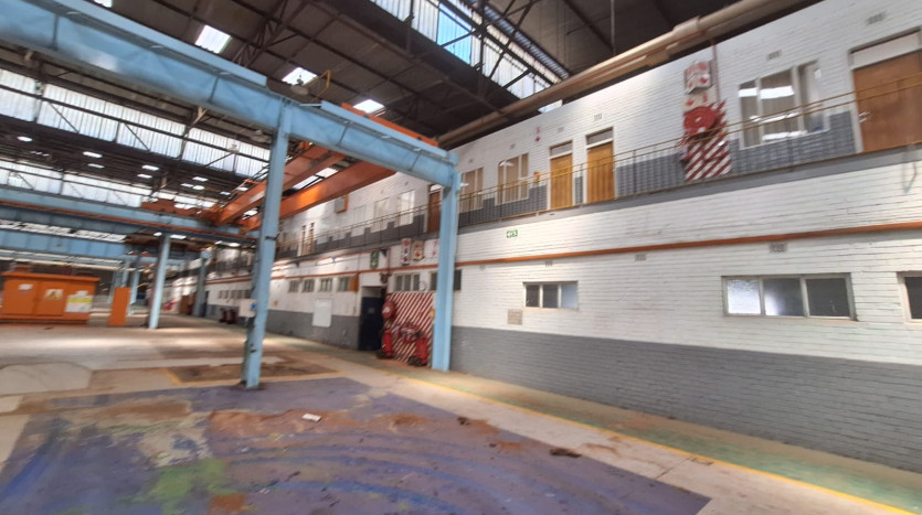 Massive Industrial Warehousing Facility Property Images