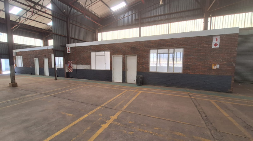 Massive Industrial Warehousing Facility Property Images