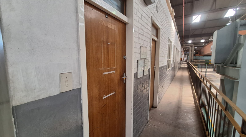 Massive Industrial Warehousing Facility Property Images