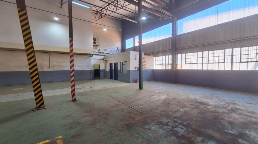 Massive Industrial Warehousing Facility Property Images