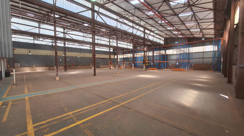 Massive Industrial Warehousing Facility Property Images