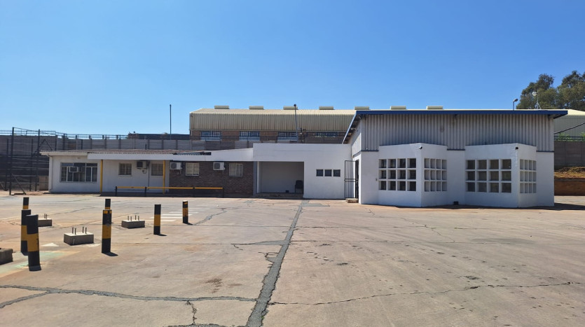 Massive Industrial Warehousing Facility Property Images