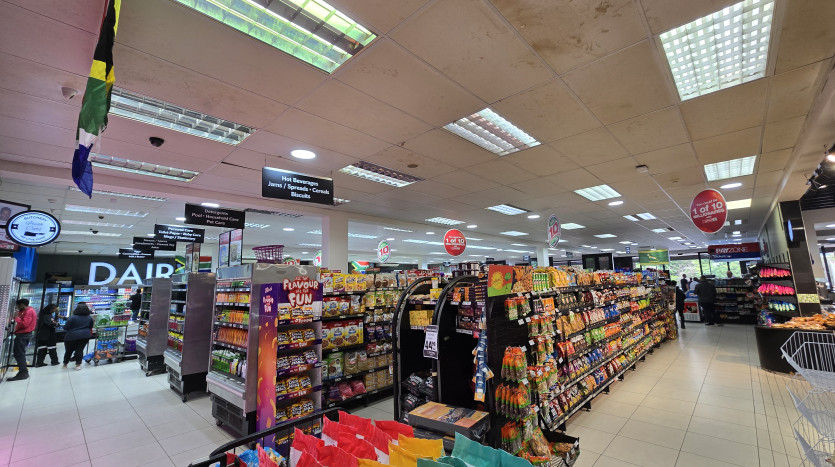 Retail Shopping Centre In Pinetown – Sandy Centre Property Images