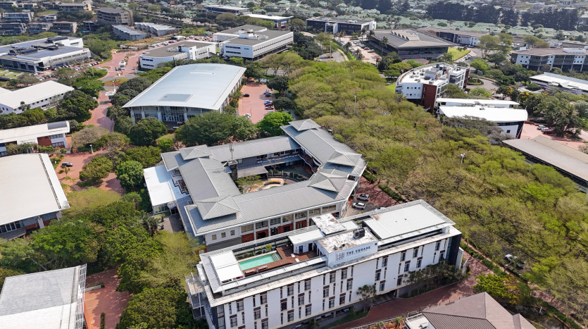 Commercial Icon Building & Boutique Hotel Umhlanga in Liquidation Property Images