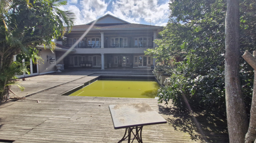 11 Room Boutique Guesthouse in Durban North in Liquidation Property Images