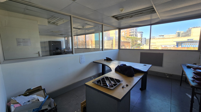 82 Bedroom Hotel Durban Liquidation Sale Property Images