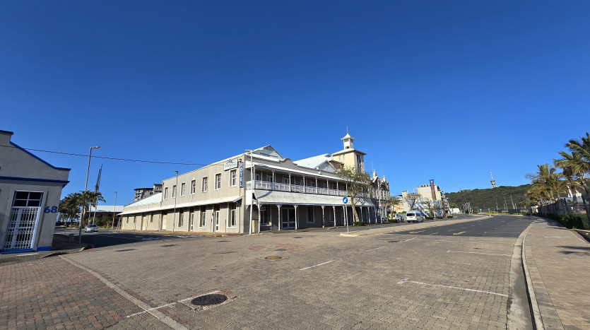 82 Bedroom Hotel Durban Liquidation Sale Property Images