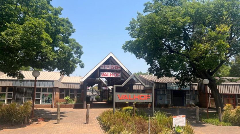 Multi-Tenanted Commercial and Retail Investment Property Property Images