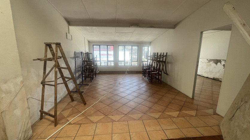 Frontline Retail Building Overport Property Images