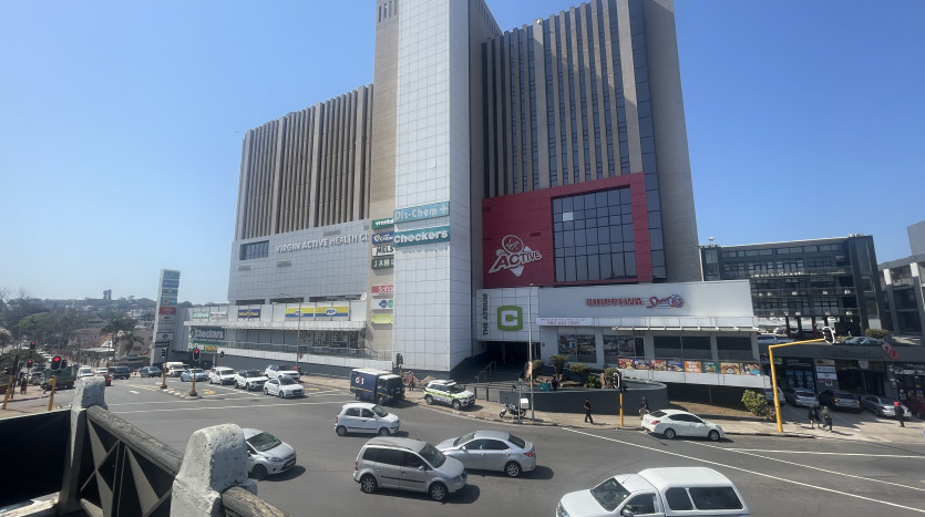 Frontline Retail Building Overport Property Images