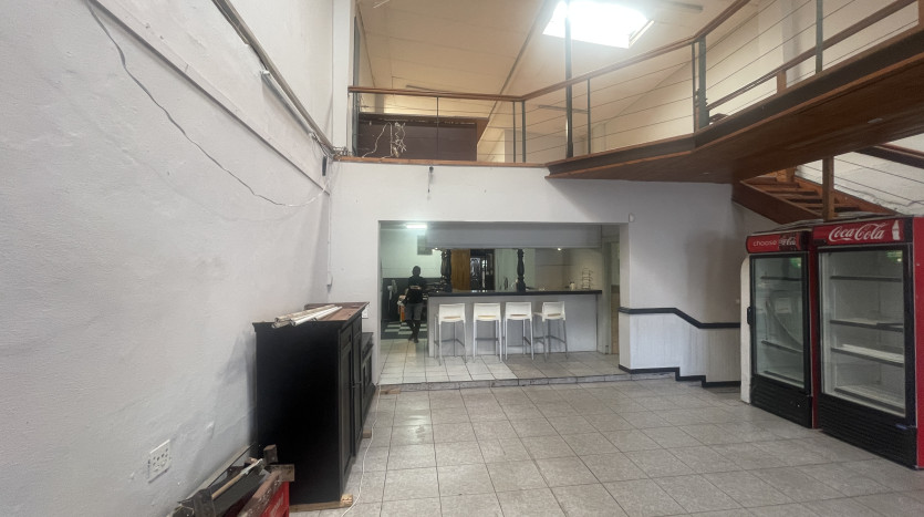 Frontline Retail Building Overport Property Images