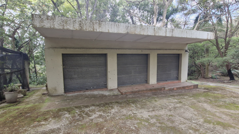 Private Eco Estate, Cowies Hill Property Images