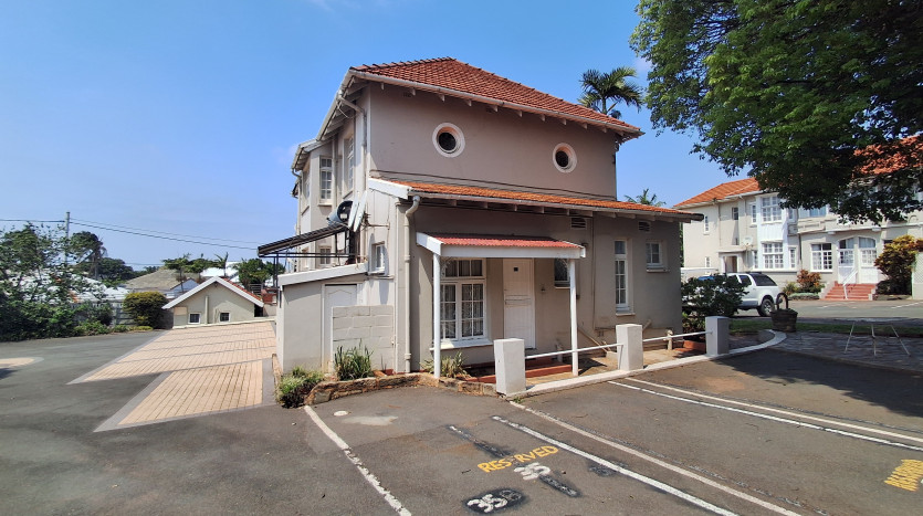 Potential Student Accommodation in Durban Property Images