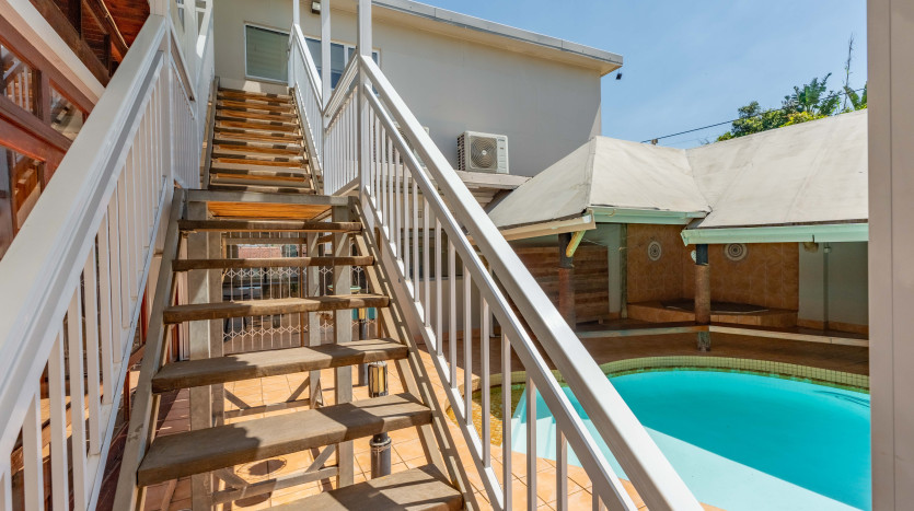 Large Sea Facing Home Glenashley, Durban Property Images
