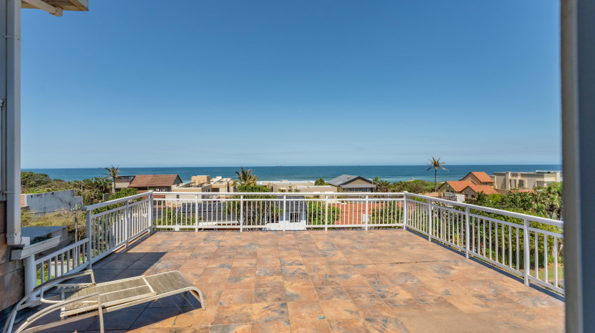 Large Sea Facing Home Glenashley, Durban Property Images
