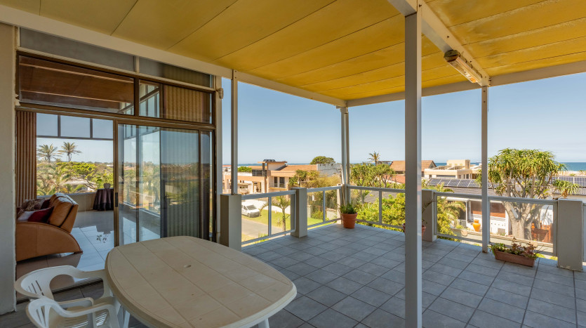 Large Sea Facing Home Glenashley, Durban Property Images