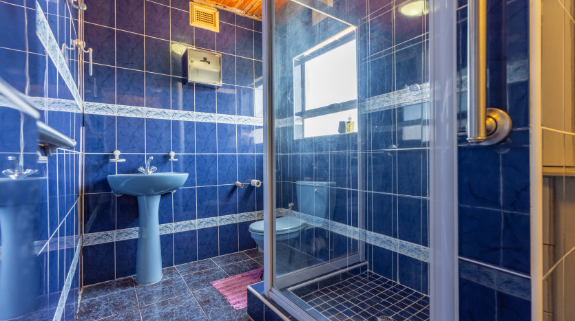 Large Sea Facing Home Glenashley, Durban Property Images