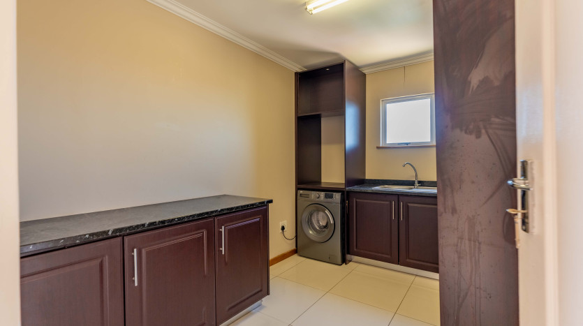 Large Sea Facing Home Glenashley, Durban Property Images