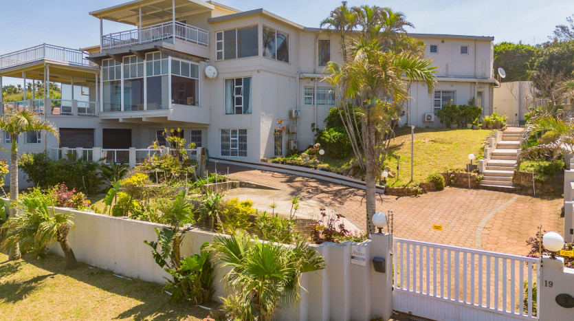 Large Sea Facing Home Glenashley, Durban Property Lead Image