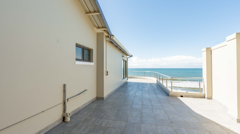 Redesigned Beachfront Home Umdloti, Durban Property Images