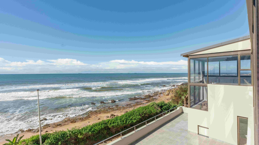 Redesigned Beachfront Home Umdloti, Durban Property Images