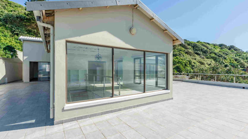 Redesigned Beachfront Home Umdloti, Durban Property Images