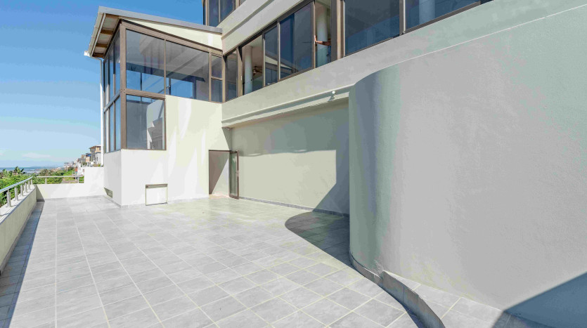 Redesigned Beachfront Home Umdloti, Durban Property Images