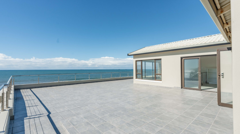 Redesigned Beachfront Home Umdloti, Durban Property Images