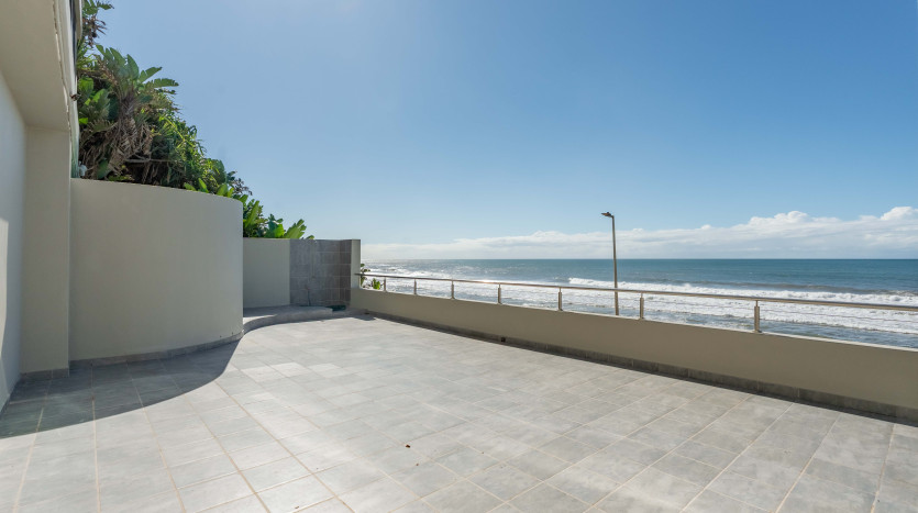 Redesigned Beachfront Home Umdloti, Durban Property Images