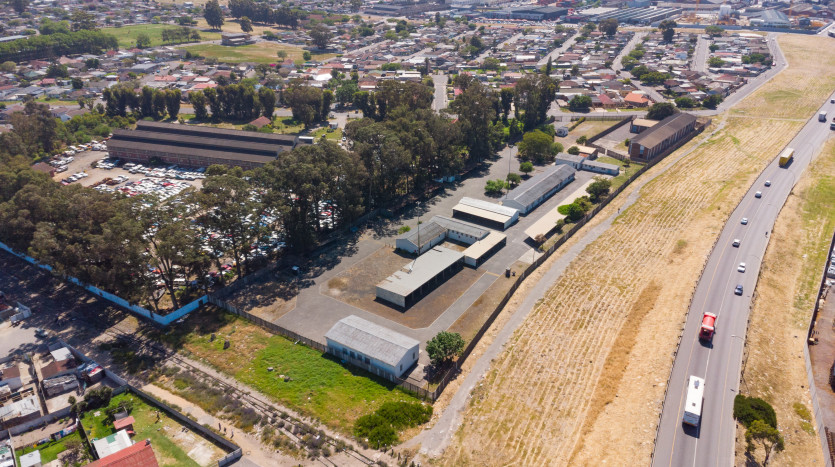 TELKOM PORTFOLIO: Maintenance & Service Yard Cape Town Property Images